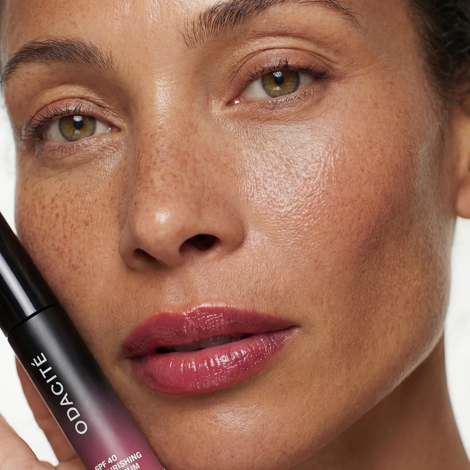 Odacité SPF 40 Nourishing Lip Serum | Bubblegum