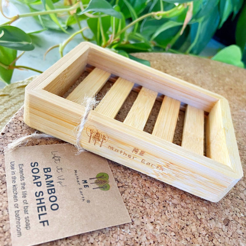 Me. Mother Earth Lift It Up Bamboo Soap Dish